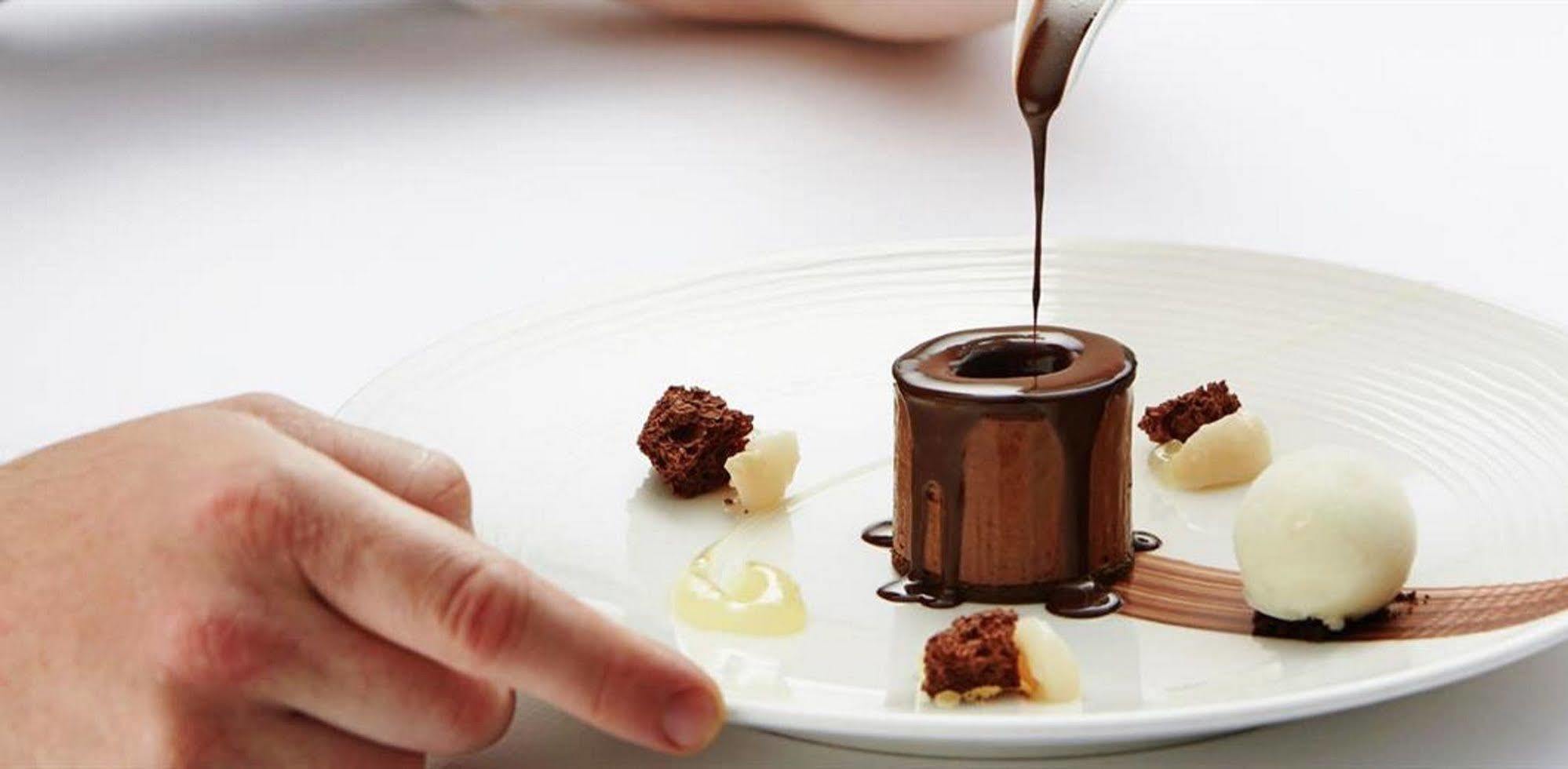 Milton Park Country House Hotel & Spa 보랄 외부 사진